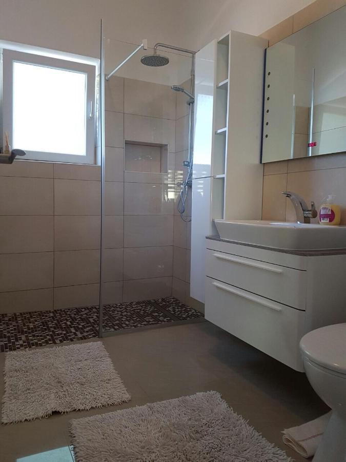 Apartman Ana Dobropoljana 外观 照片